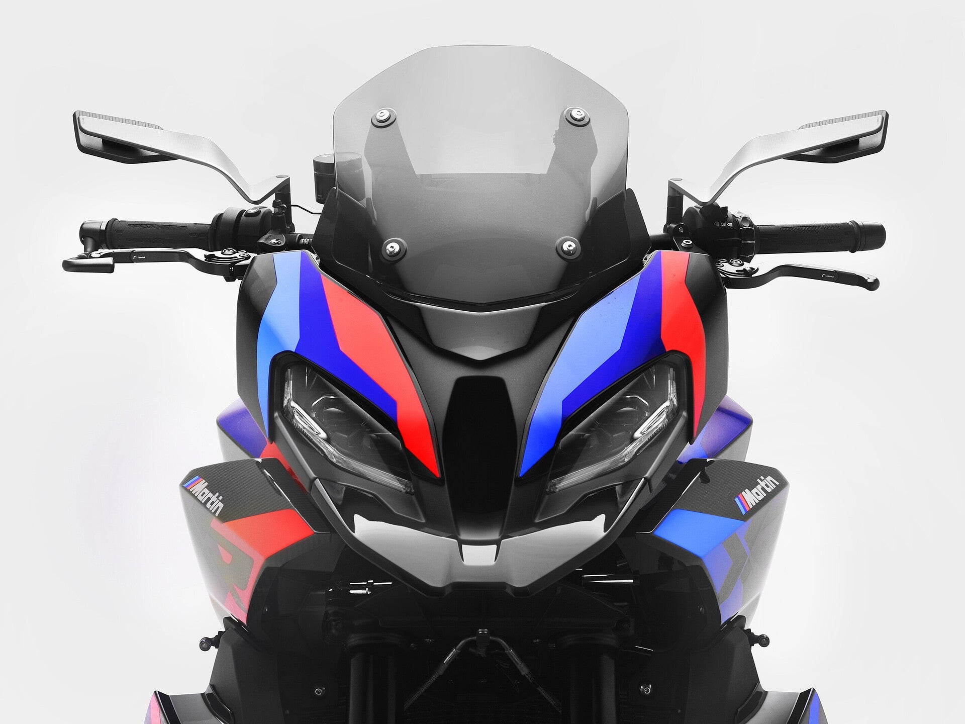 M1000XR_2024-25_1.jpg?v=1742544034