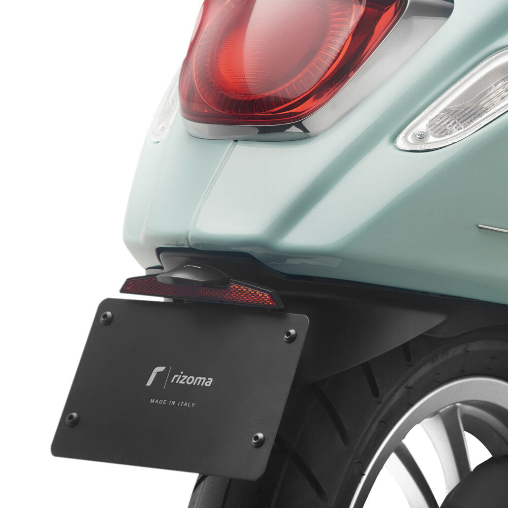 License plate support kit : PT813B